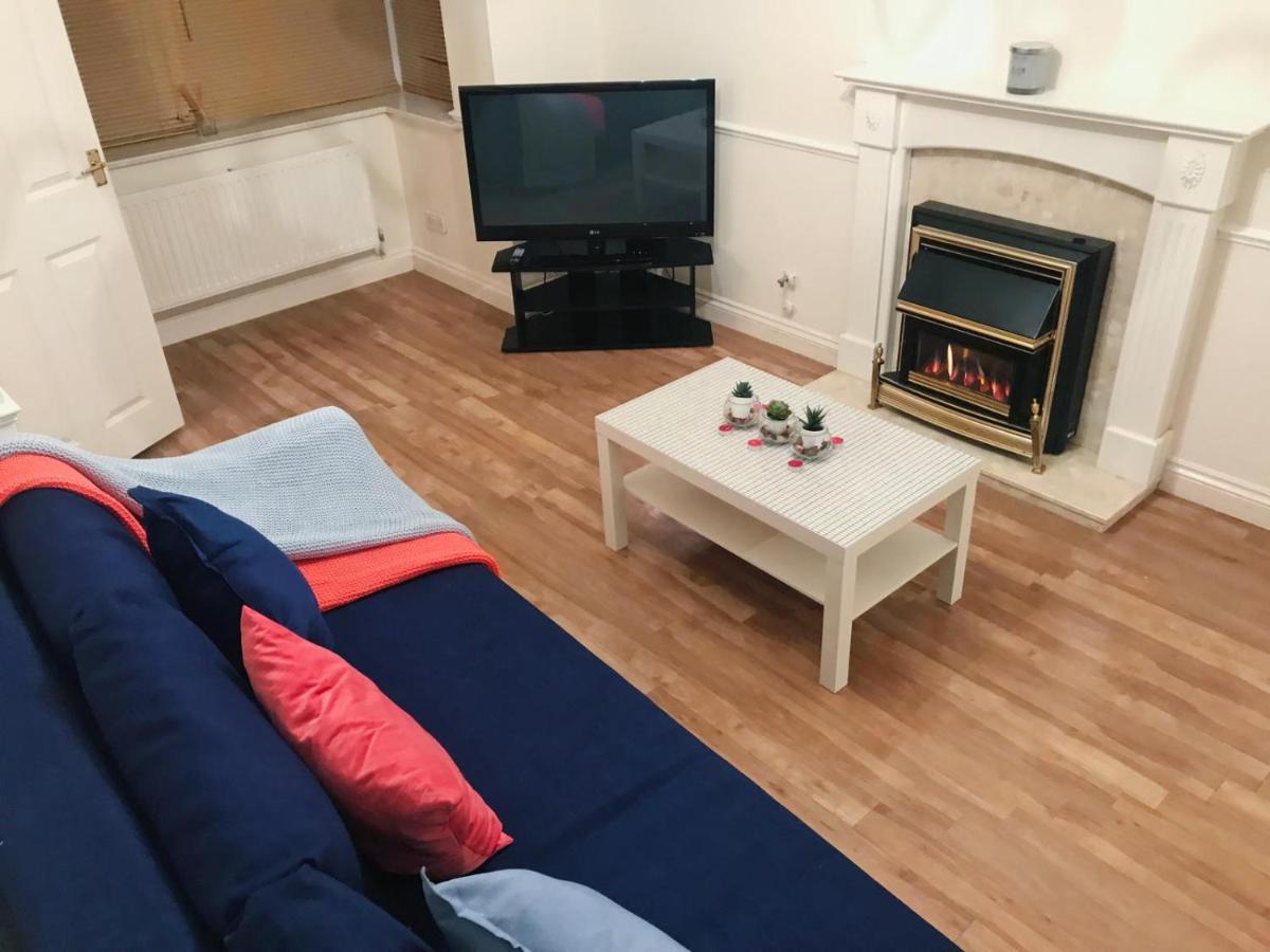 Chani Place Нортхамптън Екстериор снимка