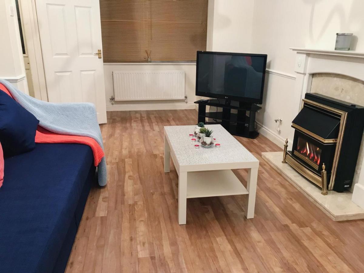 Chani Place Нортхамптън Екстериор снимка